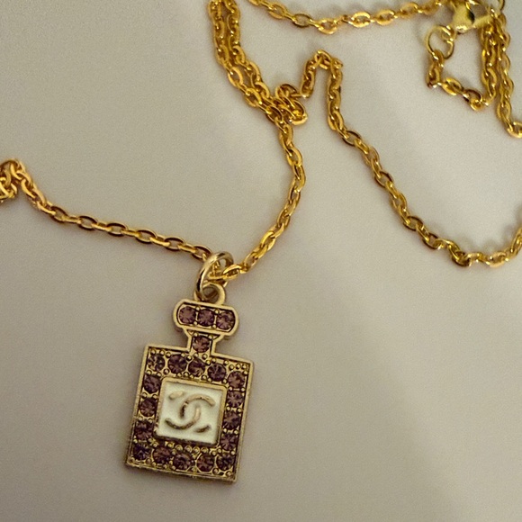CHANEL Perfume ZIPPER PULL Gold with Purple Accents | Women’s accessories - Picture 3 of 7